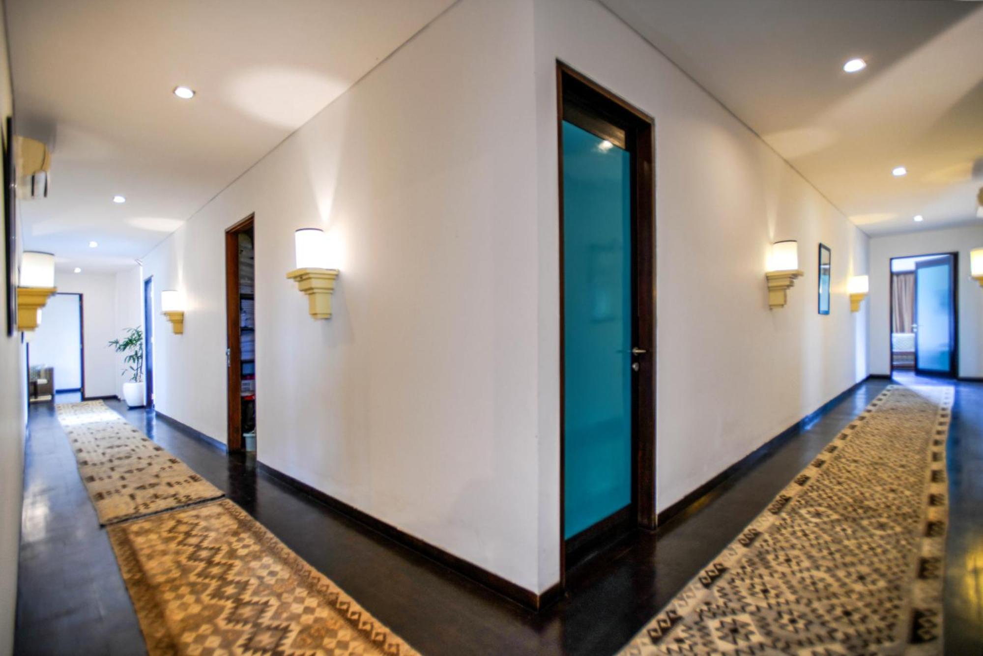 Melo Suites Hotel เซมินยัค ภายนอก รูปภาพ